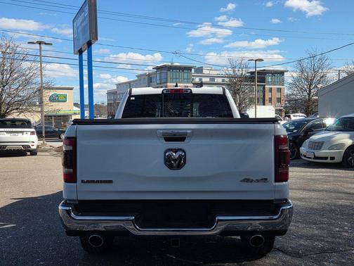 Bright White Clearcoat 2021 RAM 1500 Laramie