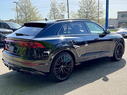 2025 Audi Q8 55 Prestige