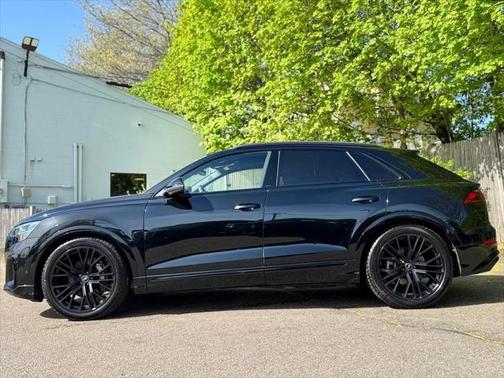 2025 Audi Q8 55 Prestige