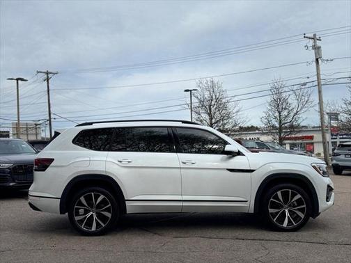 2024 Volkswagen Atlas 2.0T SEL Premium R-Line 4MOTION