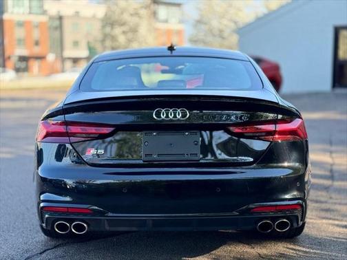 2022 Audi S5 Prestige