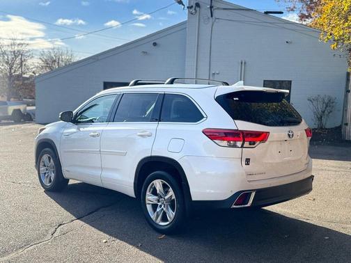 2018 Toyota Highlander Hybrid Base