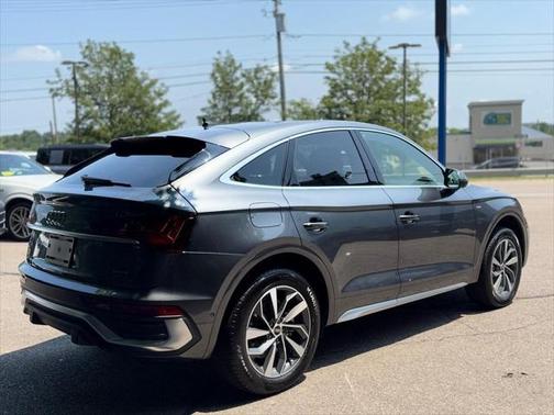 2022 Audi Q5 45 S line Prestige