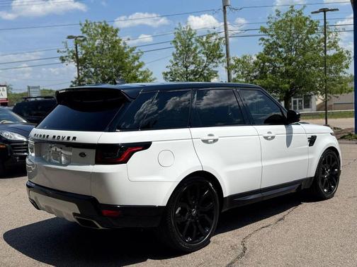 Fuji White 2022 Land Rover Range Rover Sport HSE Silver Edition