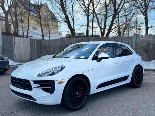 2021 Porsche Macan GTS