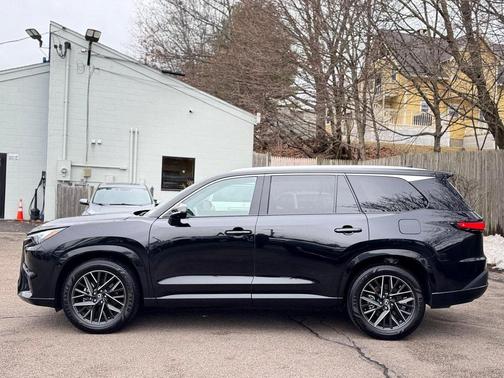 2024 Lexus TX 350 Premium