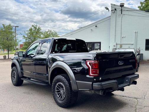 Black Metallic 2019 Ford F-150 Raptor