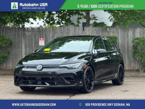 Mythos Black Metallic 2026 Volkswagen Golf R 2.0T DSG