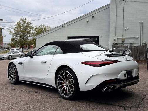 Moonlight White 2022 Mercedes-Benz AMG SL 55 Base