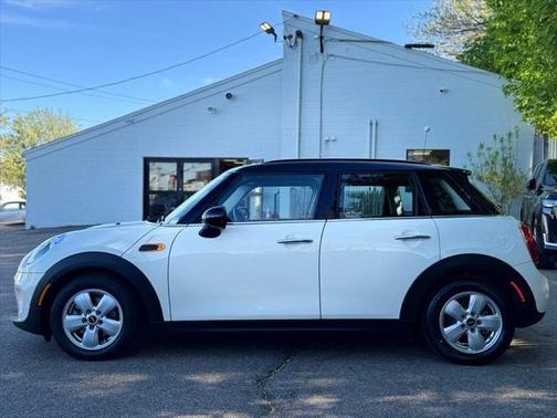 2016 MINI Hardtop Cooper