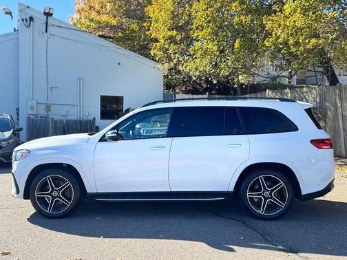 2024 Mercedes-Benz GLS 450 4MATIC