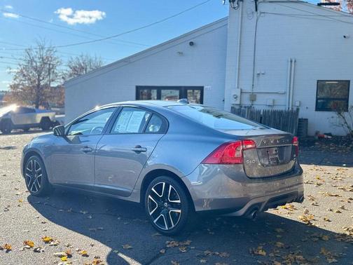 2017 Volvo S60 T5 Dynamic