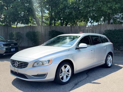2015 Volvo V60 T5 Platinum