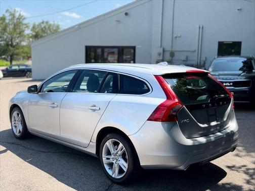 2015 Volvo V60 T5 Platinum