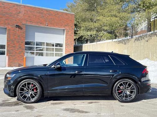 2023 Audi SQ8 4.0T Premium Plus