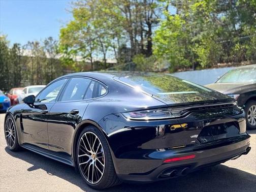 2021 Porsche Panamera GTS