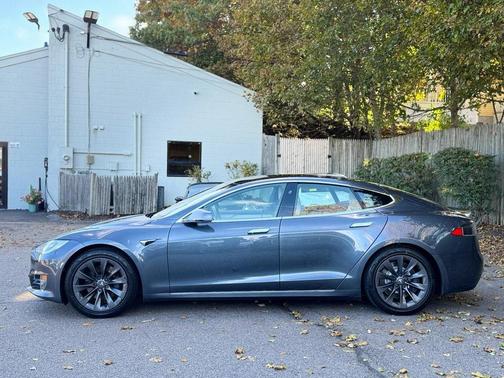 2020 Tesla Model S Long Range