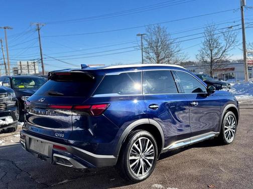 2023 INFINITI QX60 SENSORY