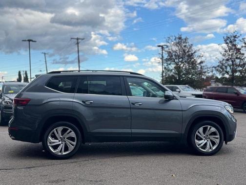 2021 Volkswagen Atlas 3.6L SE w/Technology