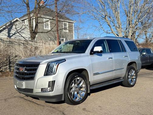 2020 Cadillac Escalade Luxury