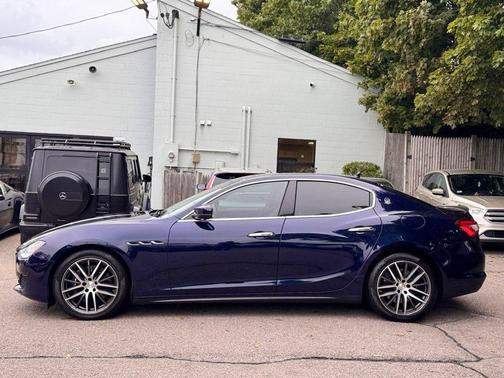 Blue 2019 Maserati Ghibli S Q4