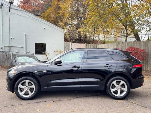 2017 Jaguar F-PACE 35t Premium