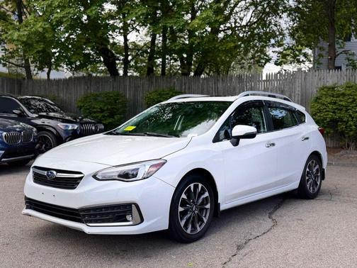 Crystal White Pearl 2020 Subaru Impreza 2.0i Limited