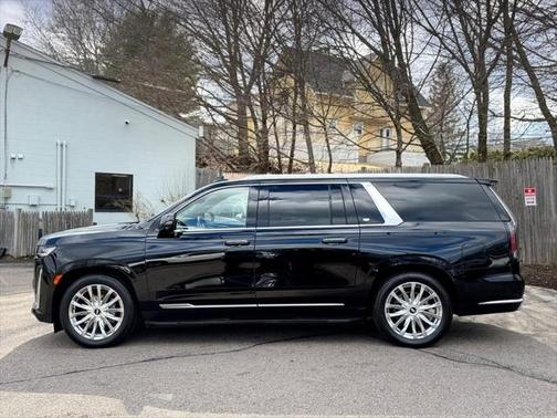 2023 Cadillac Escalade ESV Premium Luxury