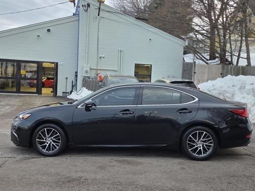 2017 Lexus ES 350 Base