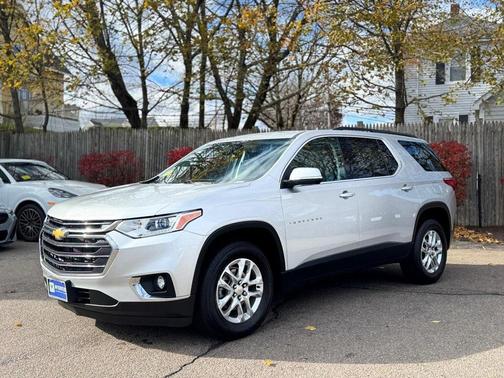 2021 Chevrolet Traverse LT Cloth