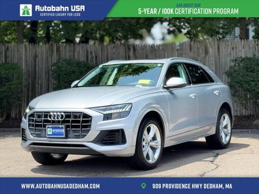 2022 Audi Q8 55 Premium Plus