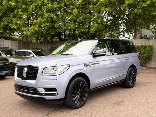 Crystal Blue 2021 Lincoln Navigator Black Label