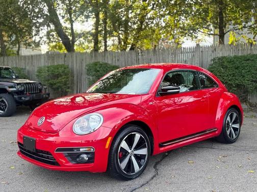 2014 Volkswagen Beetle DSG 2.0T R-Line w/Sound/Nav