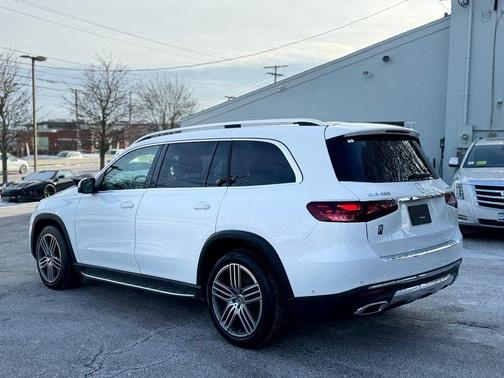 2025 Mercedes-Benz GLS 450 4MATIC