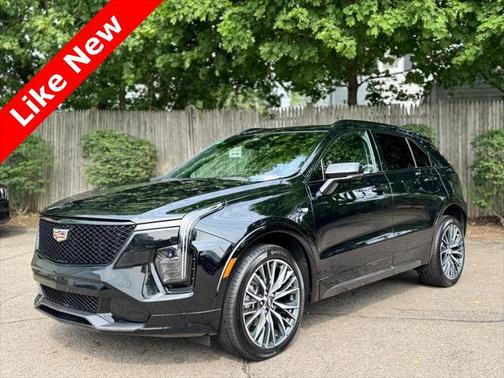 2024 Cadillac XT4 Sport