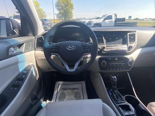 2018 Hyundai TUCSON SEL