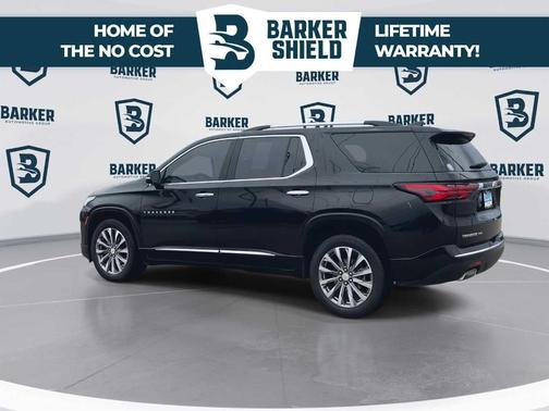 Mosaic Black Metallic 2023 Chevrolet Traverse Premier