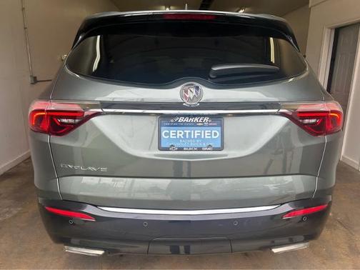 2022 Buick Enclave Essence