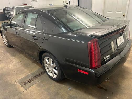 2005 Cadillac STS V8