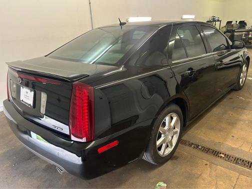 2005 Cadillac STS V8