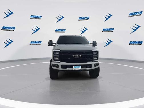 2025 Ford F-350 Lariat Super Duty