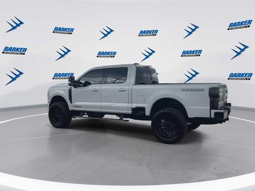 2025 Ford F-350 Lariat Super Duty