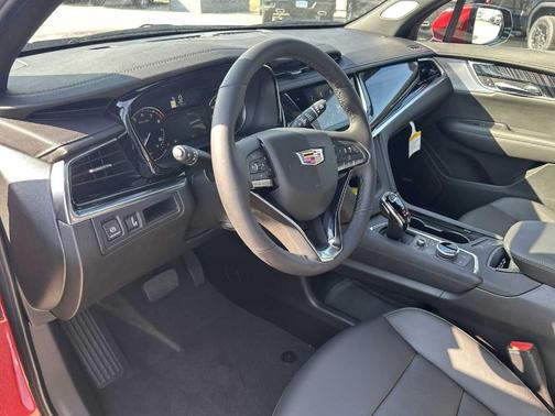 2025 Cadillac XT6 Premium Luxury FWD