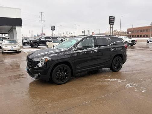 Ebony Twilight Metallic 2022 GMC Terrain SLT