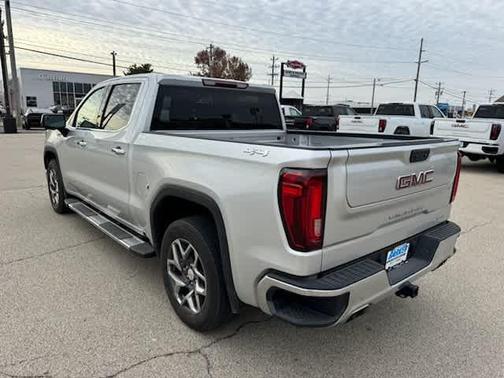 2022 GMC Sierra 1500 SLT