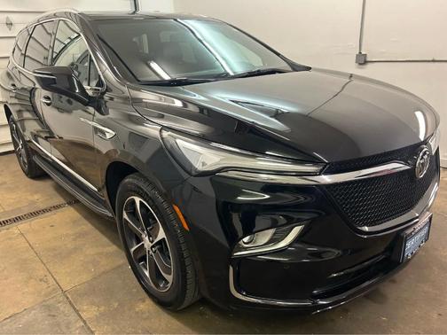 2022 Buick Enclave Essence