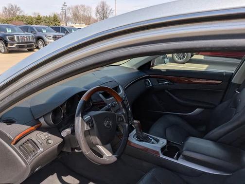 Radiant Silver Metallic 2011 Cadillac CTS Luxury