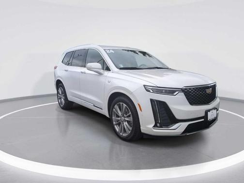 Crystal White Tri-Coat 2024 Cadillac XT6 Premium Luxury AWD