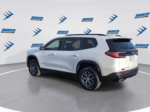 2024 GMC Acadia AT4