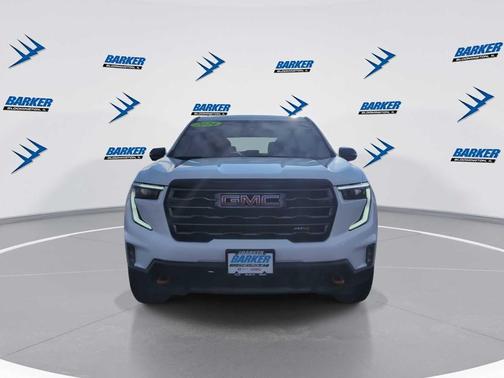 2024 GMC Acadia AT4